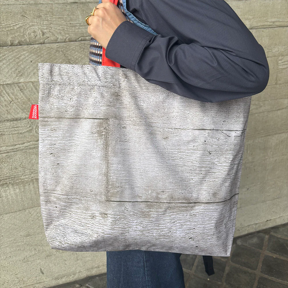 National Theatre Brutalist Concrete Tote Bag - Image 3
