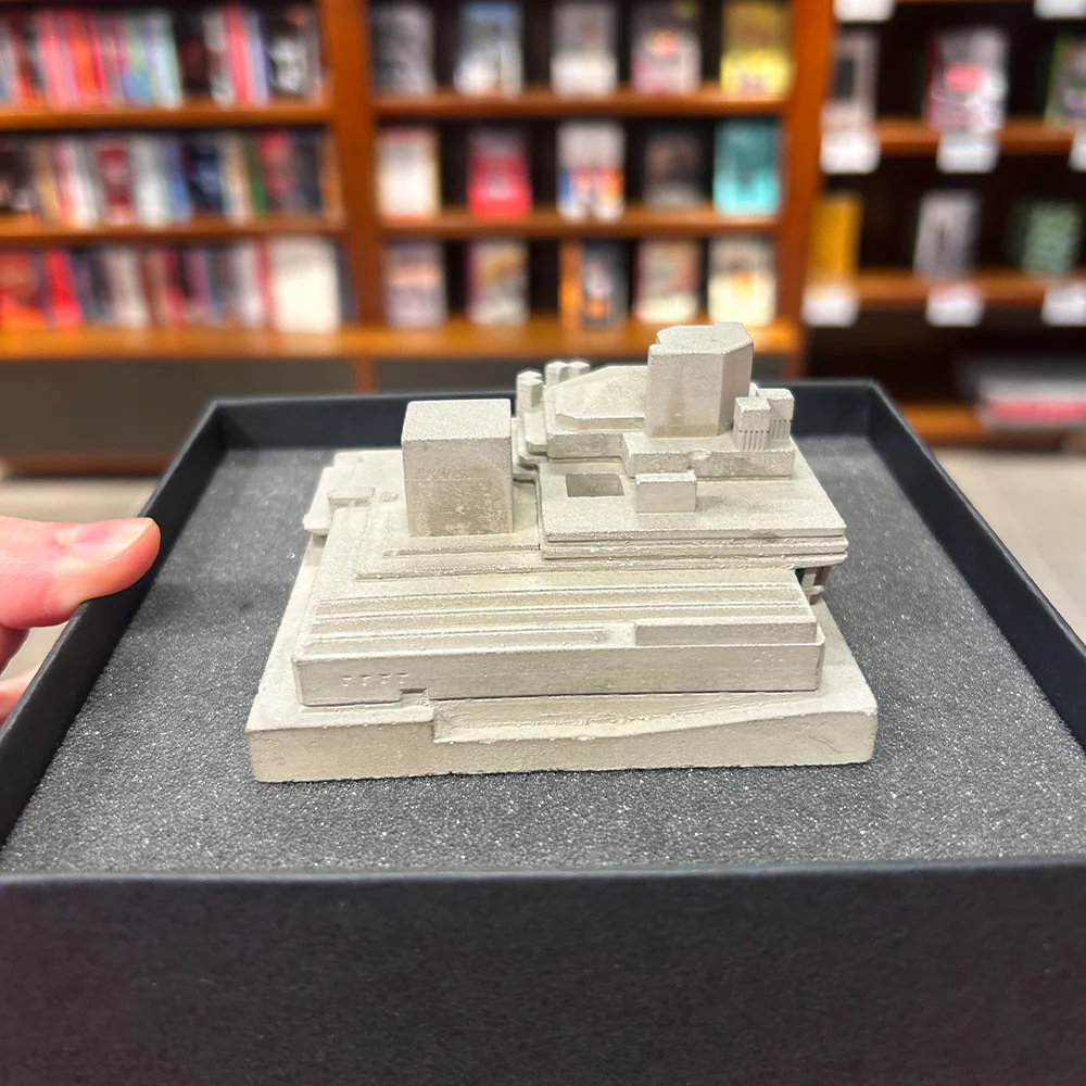 National Theatre Concrete Model - Image 3
