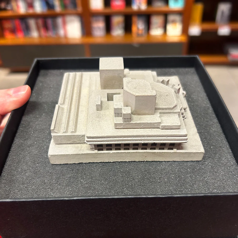 National Theatre Concrete Model - Image 7